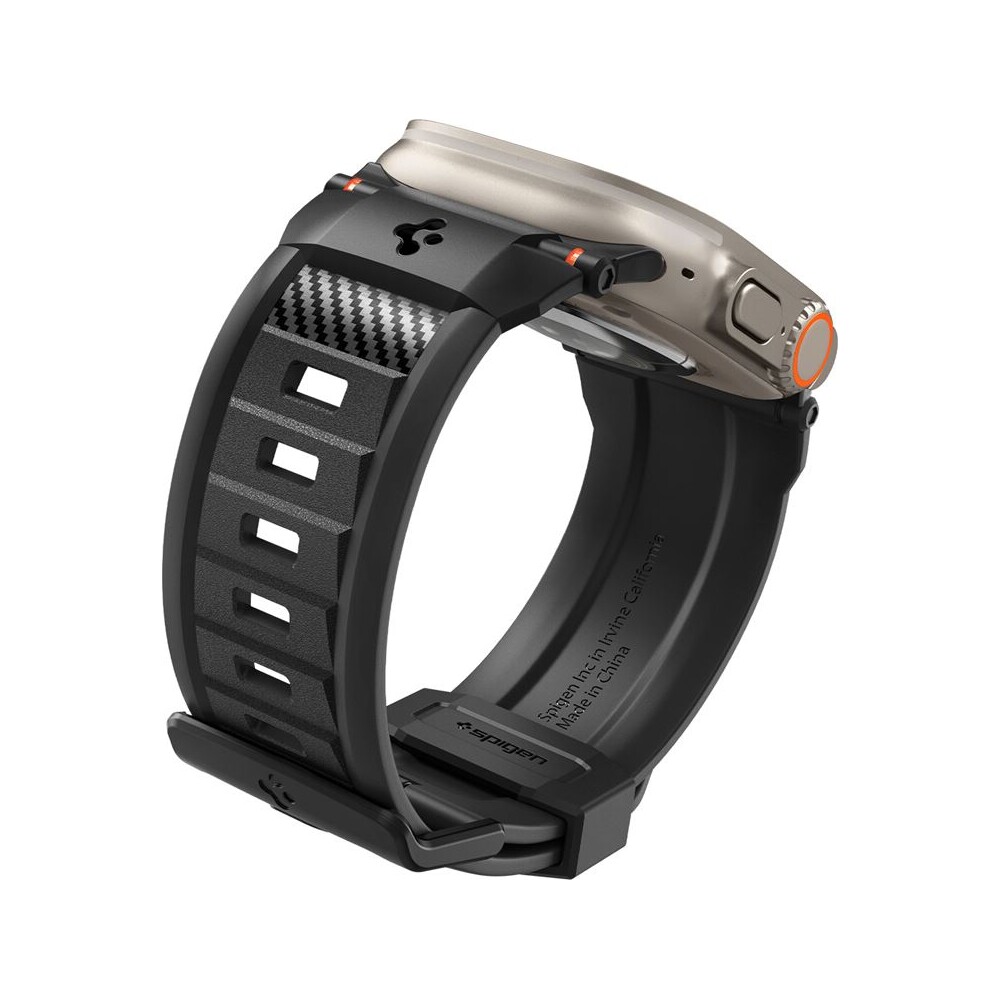 Spigen-Rugged-Ultra-Band-reminek-Apple-Watch-49-46-45-44-42mm-matne-cerny