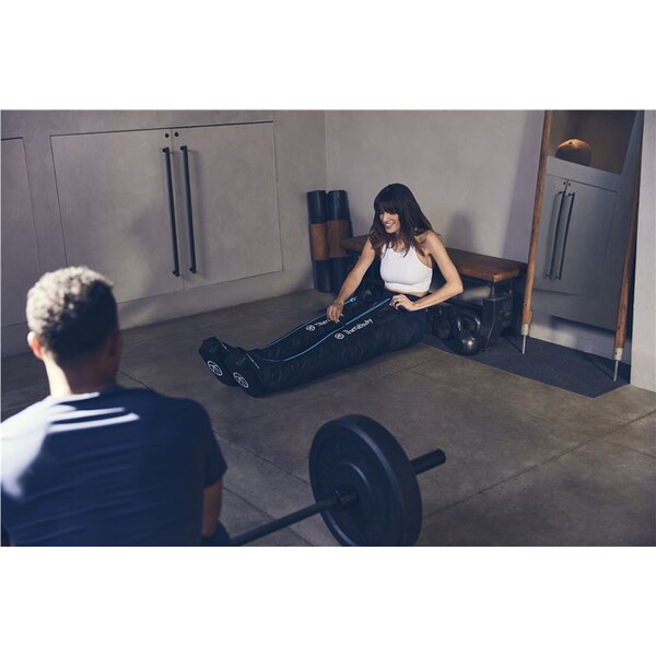 Therabody-RecoveryAir-JetBoots-kompresni-boty-Large