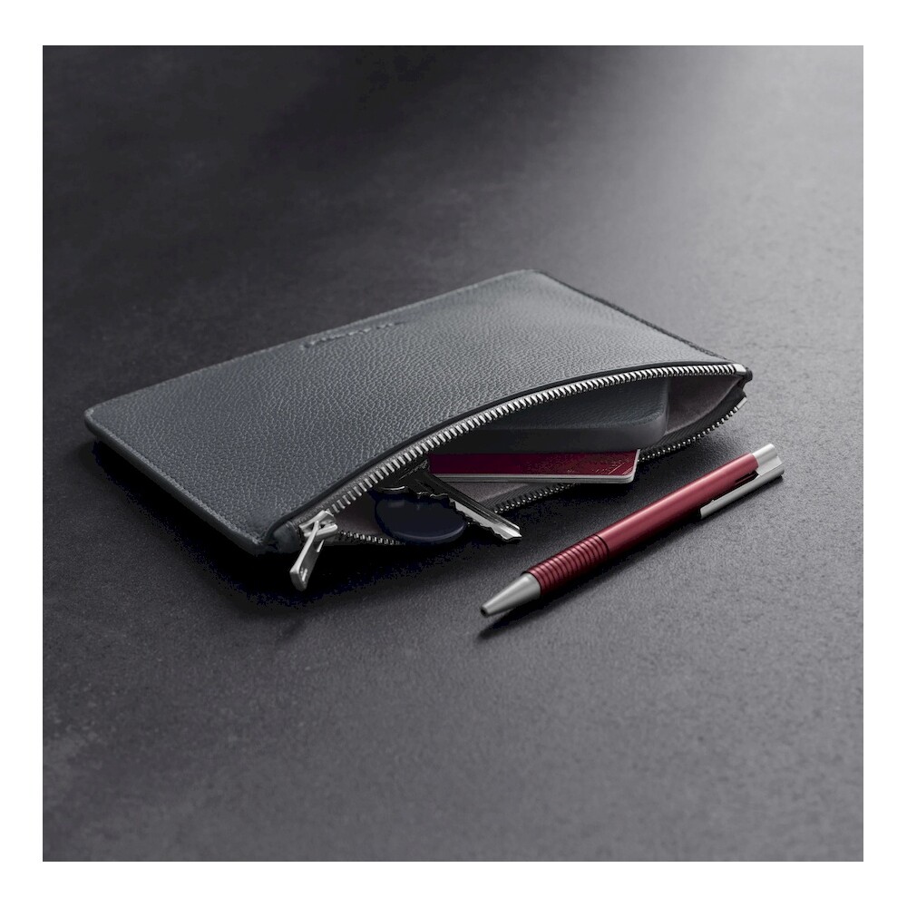 Woolnut-Leather-Pouch-Flat-kozene-pouzdro-sede