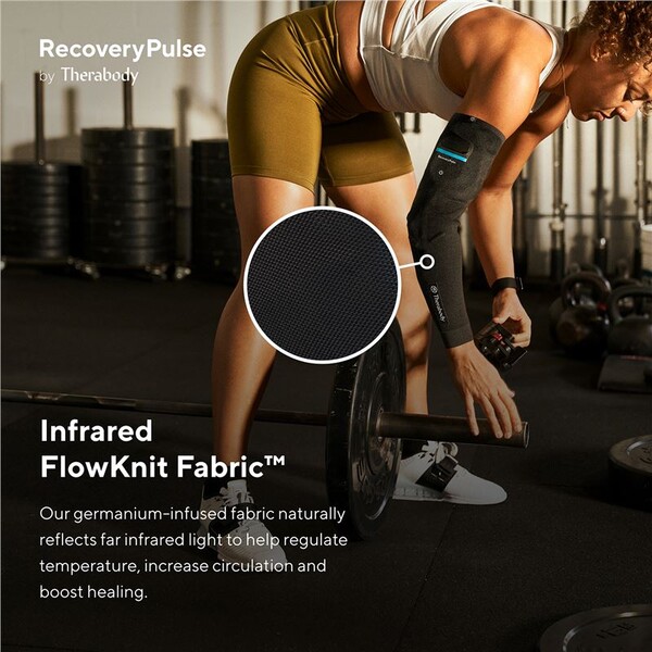 Therabody-RecoveryPulse-navlek-na-ruku-S-