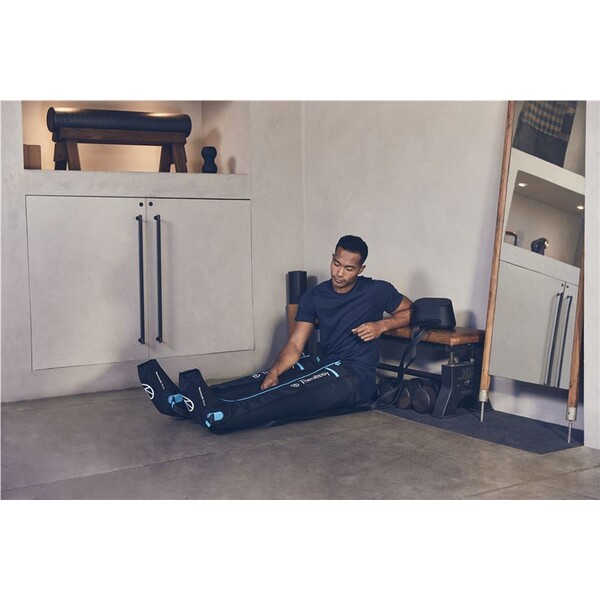 Therabody-RecoveryAir-JetBoots-kompresni-boty-Large