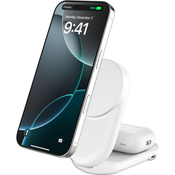 Belkin-UltraCharge-Qi2-25W-2v1-MagSafe-nabijecka-pro-iPhone-AirPods-s-USB-C-bila