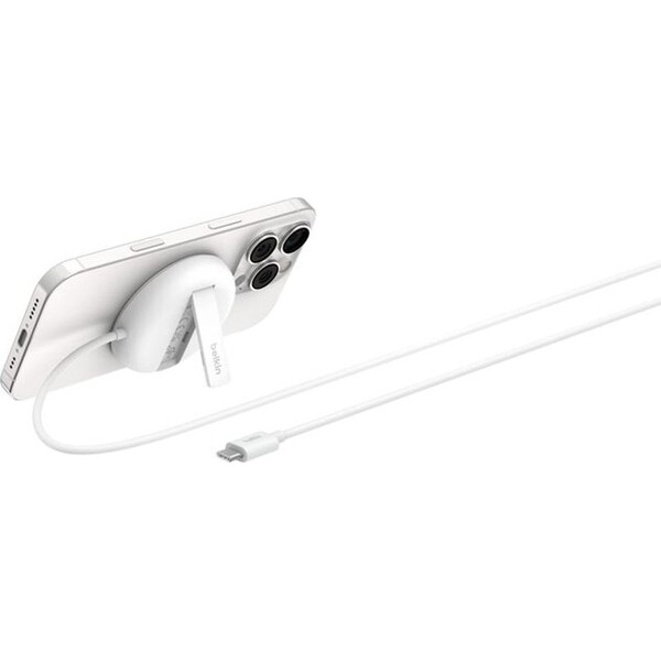 Belkin-BOOST-CHARGE-PRO-Qi2-15W-MagSafe-nabijeci-podlozka-bez-adapteru-bila