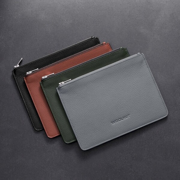 Woolnut-Leather-Pouch-Flat-kozene-pouzdro-sede