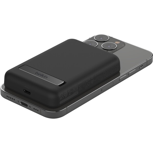 Belkin-BoostCharge-MagSafe-powerbanka-se-stojankem-5000mAh-cerna