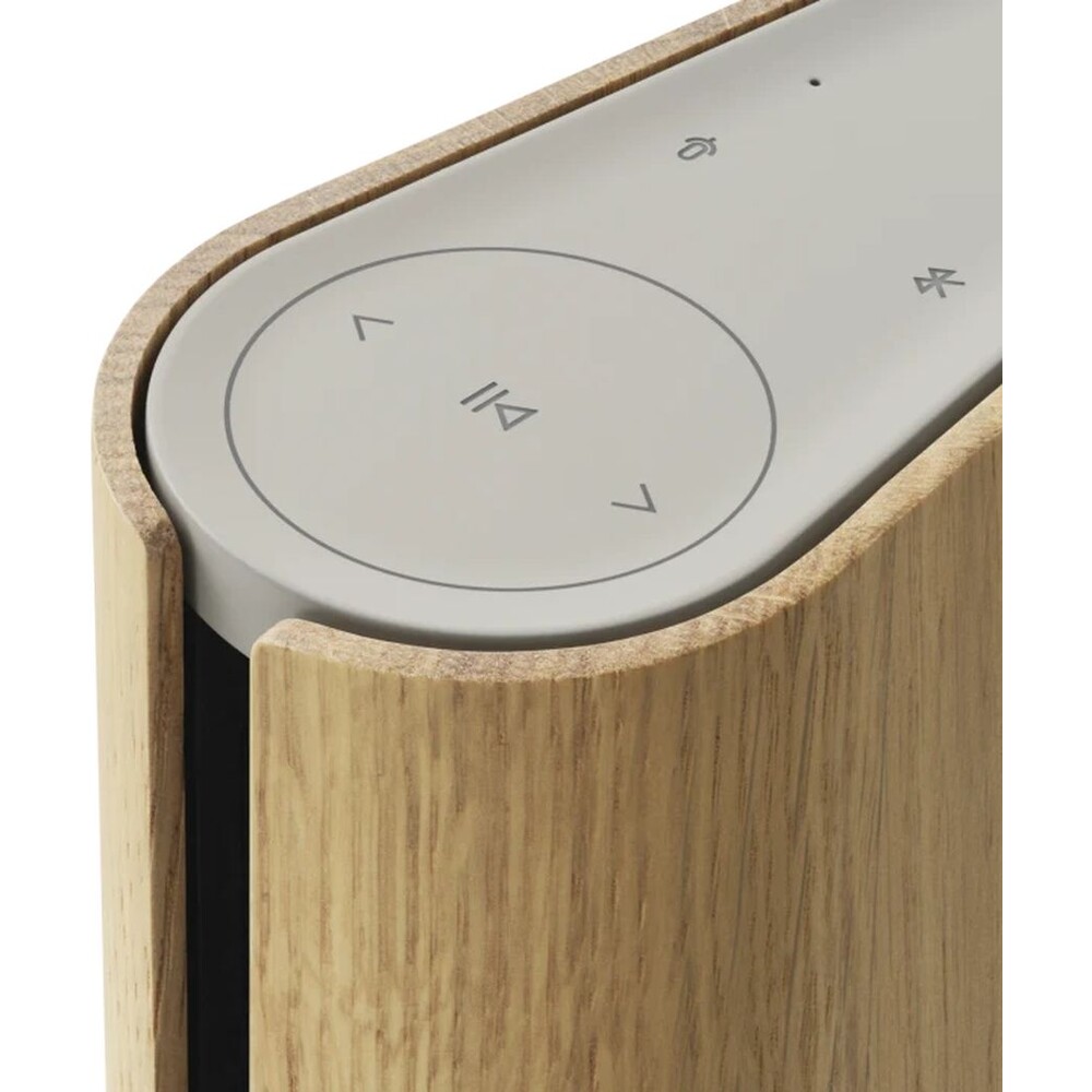 Bang-Olufsen-BeoSound-Emerge-Gold-Light-oak