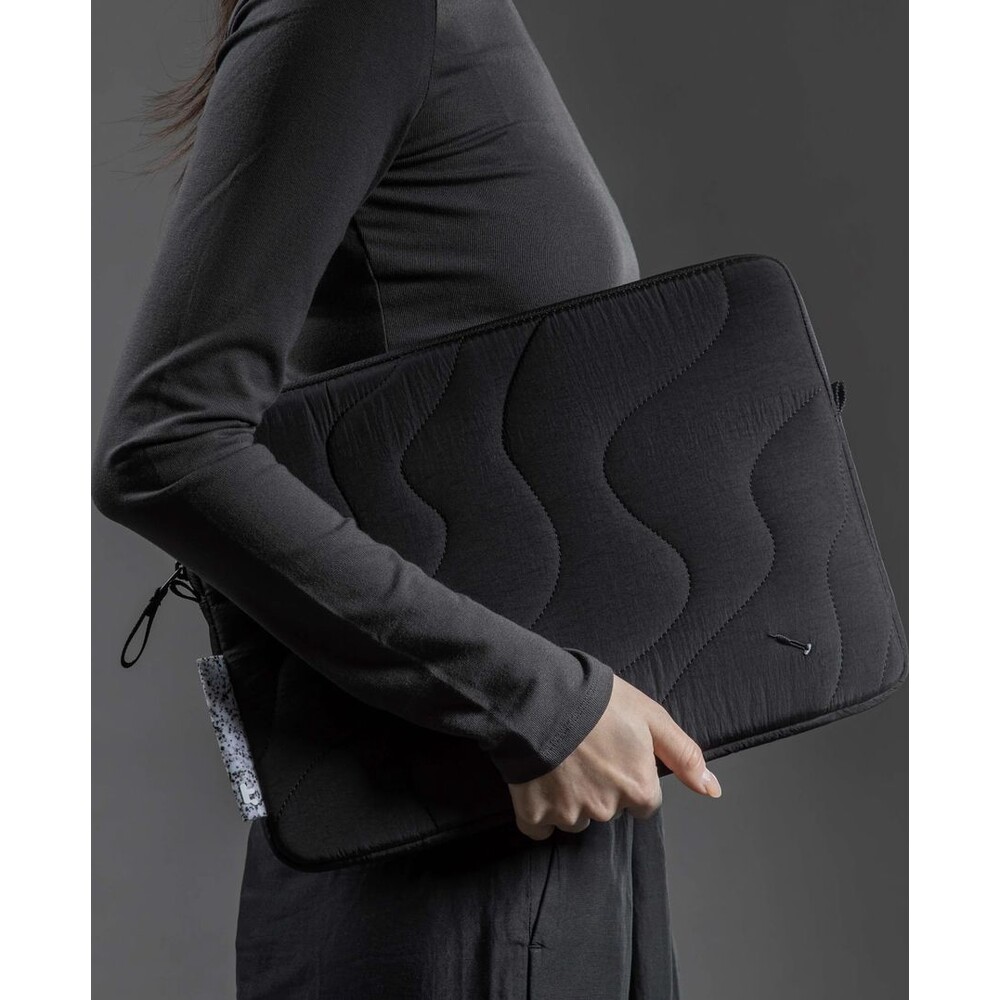 tomtoc-Terra-A27-pouzdro-pro-13-notebook-Dune-Shade