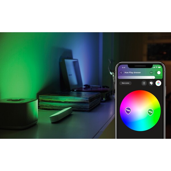 Philips-Hue-Play-White-and-Color-Ambiance-stolni-lampa-rozsirujici-sada-bila