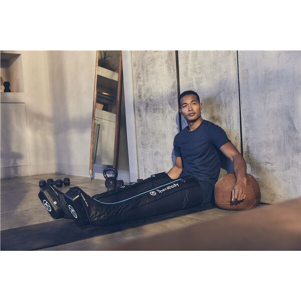 Therabody-RecoveryAir-JetBoots-kompresni-boty-Large