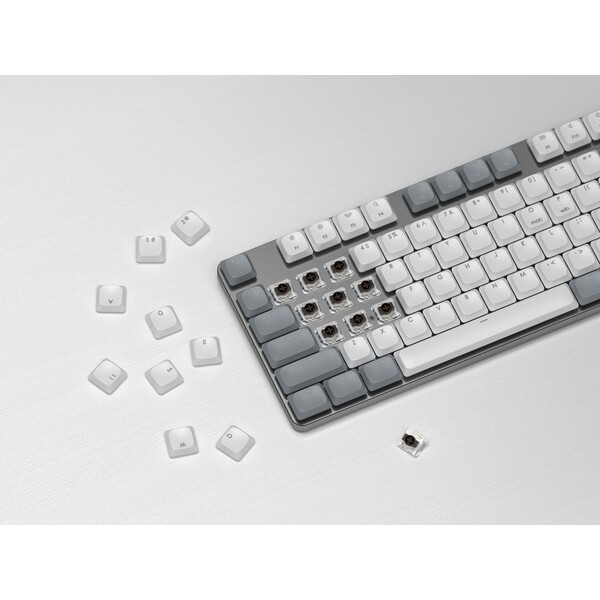 Satechi-SM3-Slim-mechanicka-podsvicena-Bluetooth-klavesnice-US-svetla