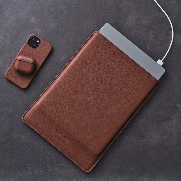 Woolnut-kozene-Sleeve-pouzdro-pro-14-MacBook-Pro-hnede