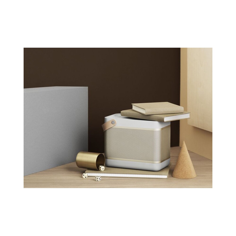 Beoplay-Beolit-15-bezdratovy-reproduktor-zlaty