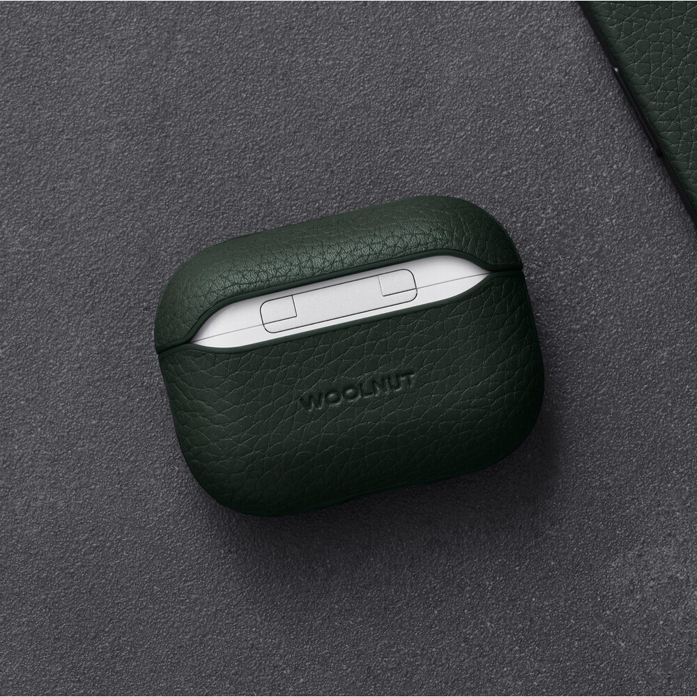 Woolnut-Leather-kozene-pouzdro-pro-AirPods-Pro-2-generace-tmave-zelene