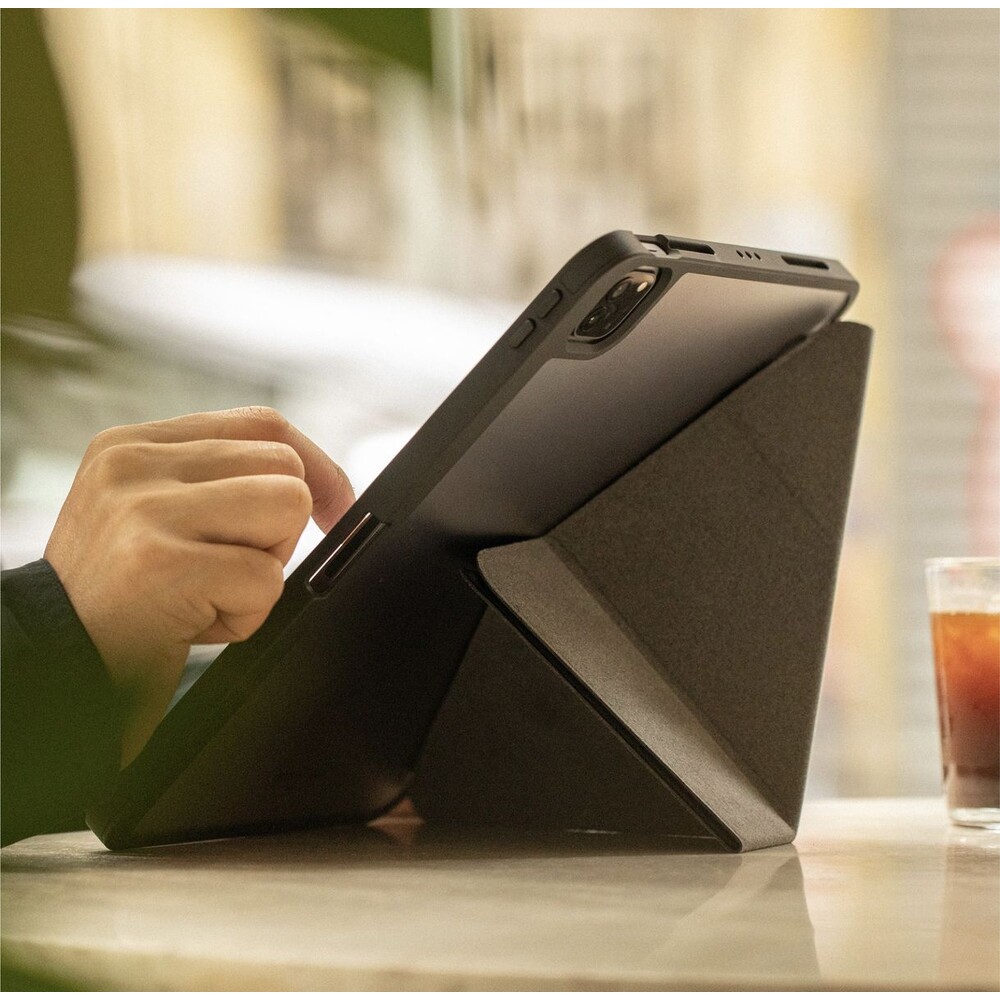 Native-Union-Active-Case-pouzdro-iPad-Pro-11-2025-sede