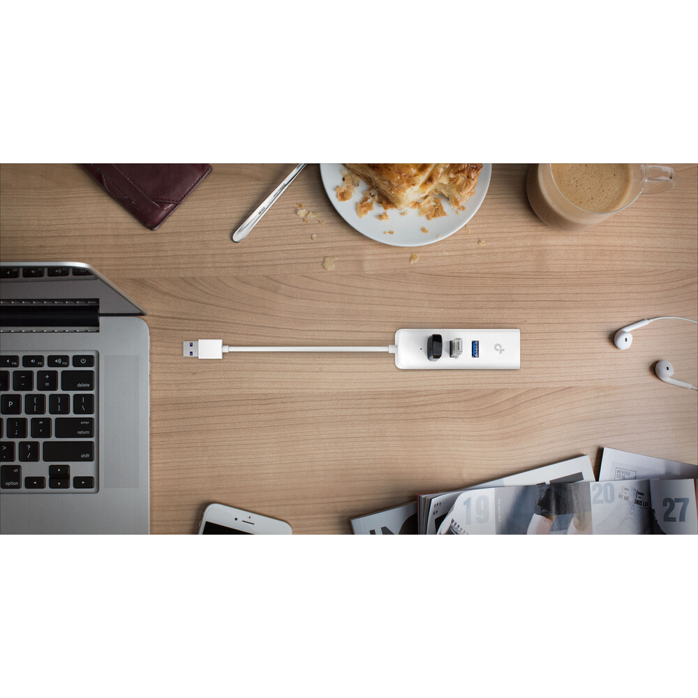TP-Link-UE330-USB-3-0-HUB-adapter-USB-3-0-na-Ethernet-bily