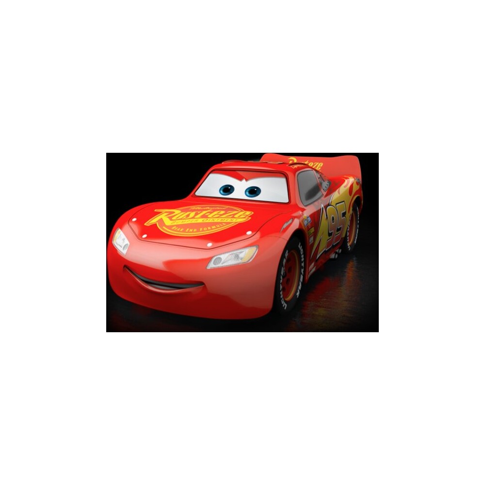 Sphero-Ultimate-Lightning-McQueen-zavodni-auto