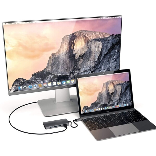 Satechi-Multi-Port-V2-hub-vesmirne-sedy