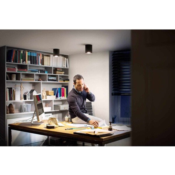 Philips-Hue-Pillar-bodove-LED-svitidlo-cerna