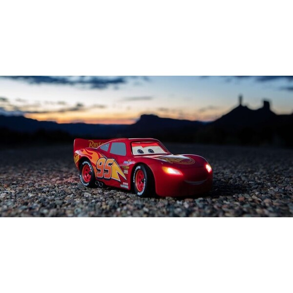 Sphero Ultimate Lightning McQueen závodní auto - iWant.cz