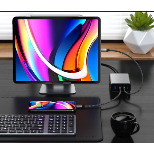 Satechi-100W-USB-C-PD-GaN-nabijecka-seda