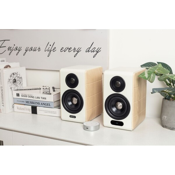 EDIFIER-S880DB-MKII-aktivni-reproduktory-bile