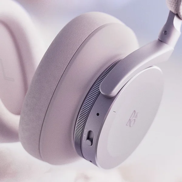 Bang & Olufsen Beoplay H95 Nordic ice - iWant.cz