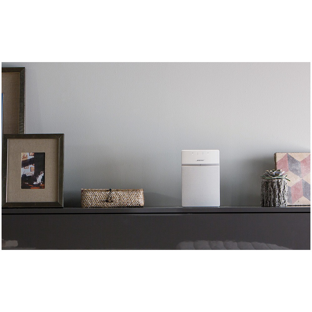 Bose-SoundTouch-10-bily