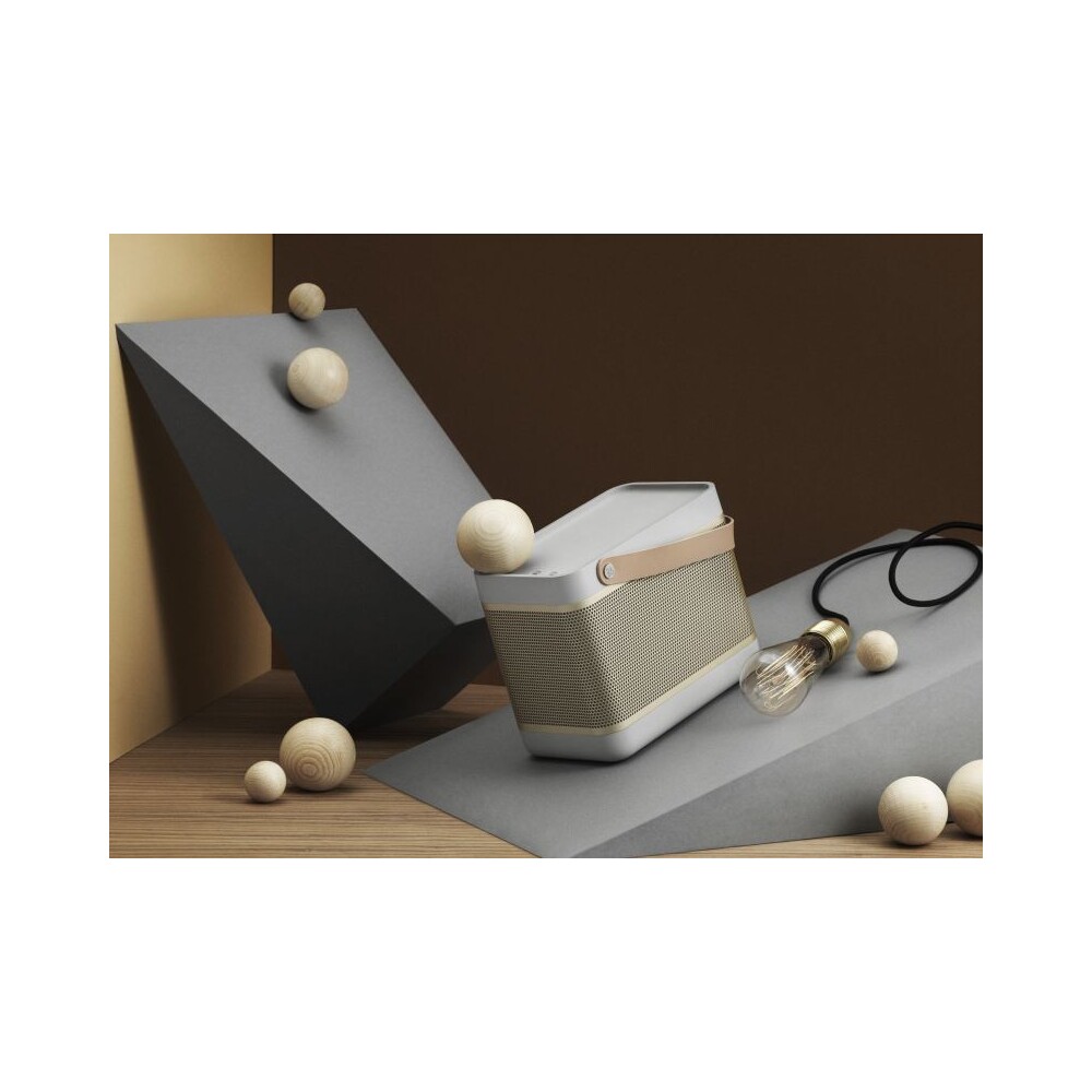 Beoplay-Beolit-15-bezdratovy-reproduktor-zlaty