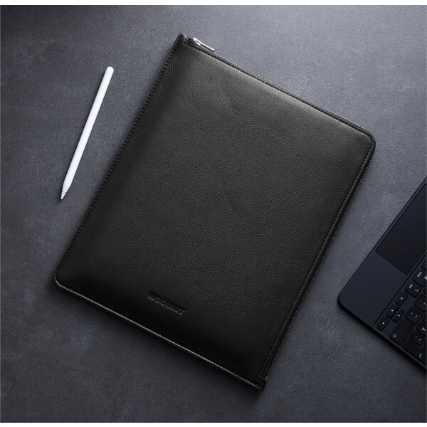 Woolnut-Leather-Folio-kozene-pouzdro-iPad-Pro-12-9-iPad-Pro-13-iPad-Air-13-cerne