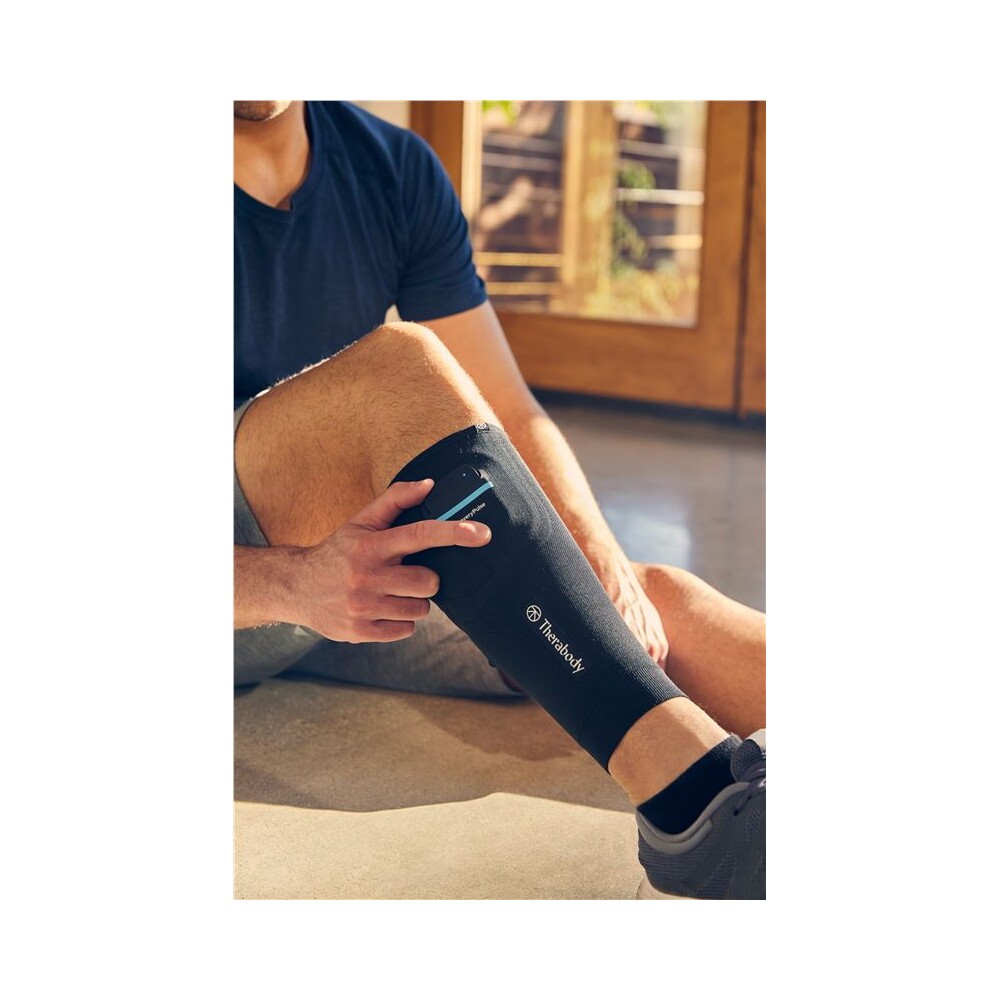 Therabody-RecoveryPulse-Calf-Sleeve-vibracni-navlek-na-lytko-L-