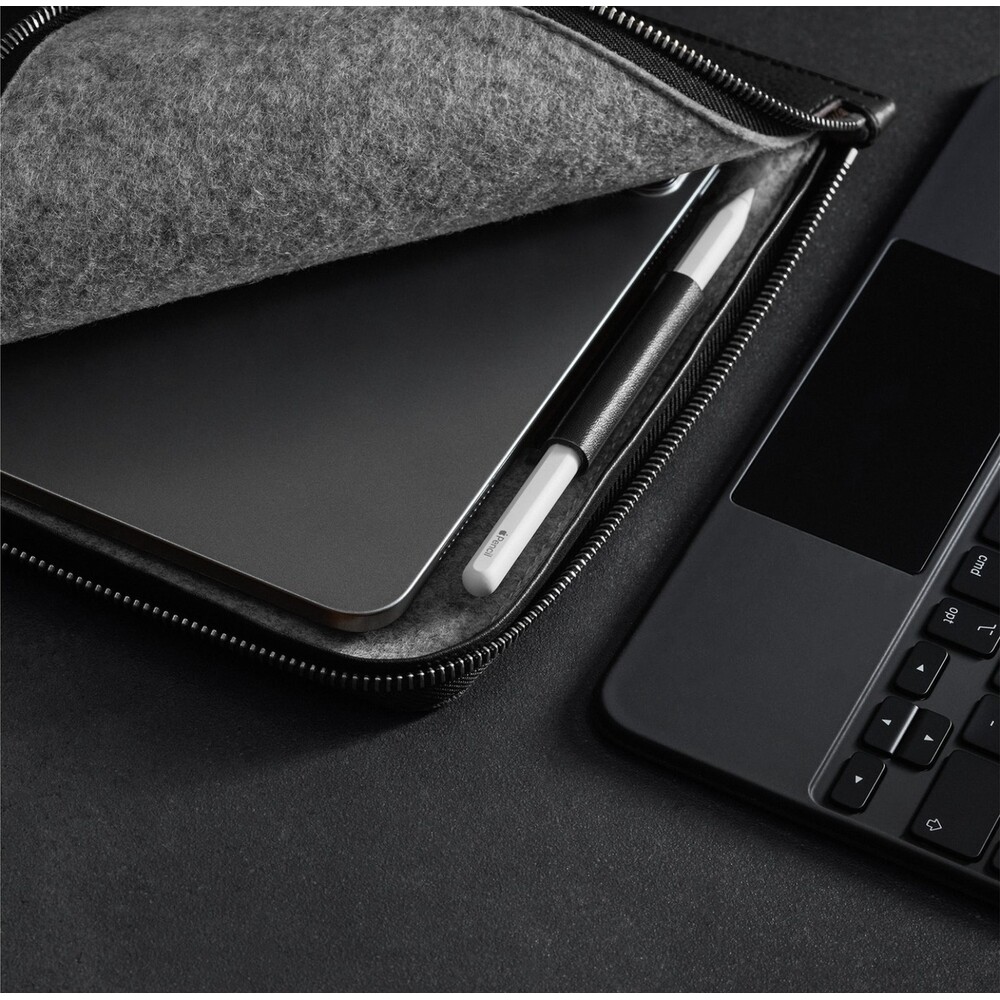 Woolnut-Leather-Folio-kozene-pouzdro-iPad-Pro-12-9-iPad-Pro-13-iPad-Air-13-cerne