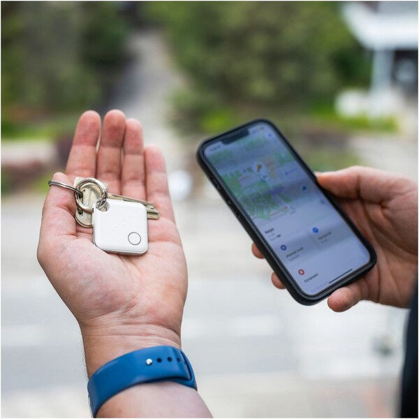 FIXED-Tag-Smart-tracker-s-podporou-Find-My-2-ks-cerny-bily