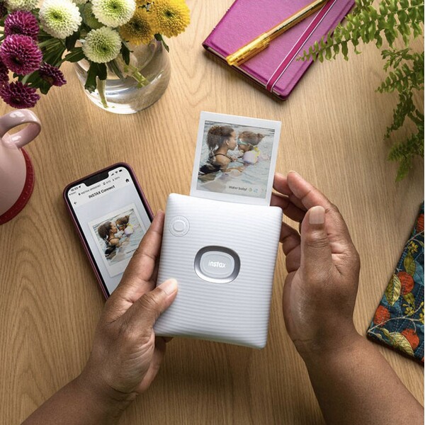 Fujifilm-Instax-SQ-Link-tiskarna-bila