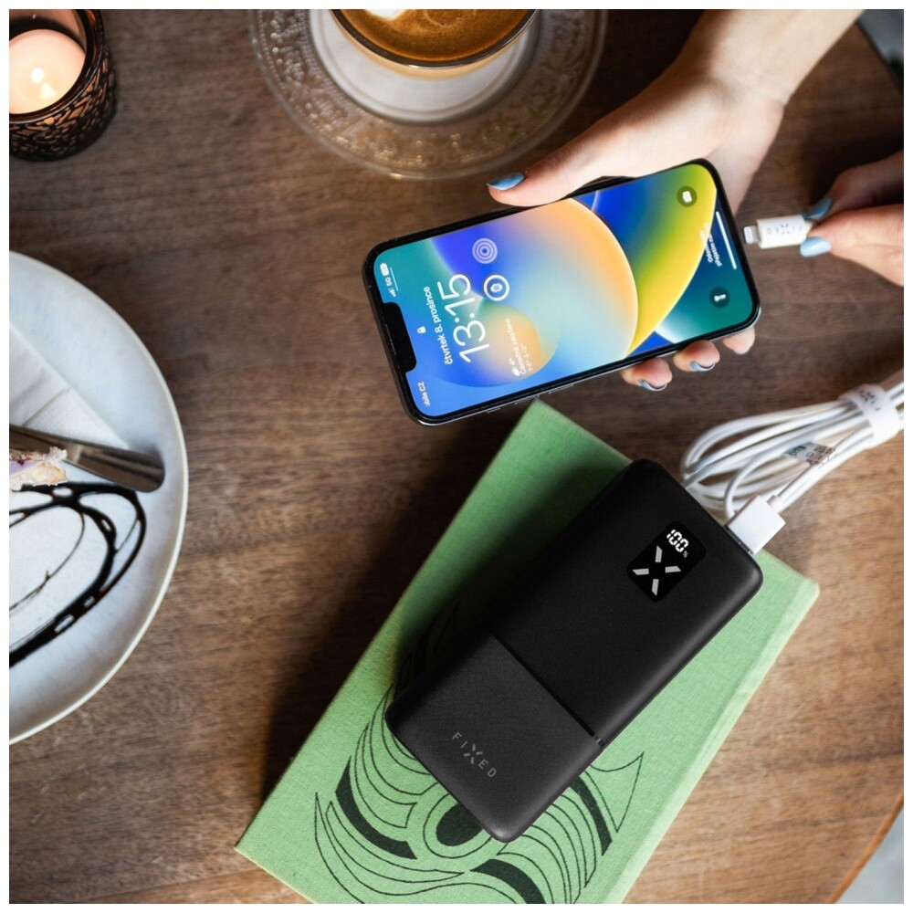 FIXED-Zen-30-powerbanka-s-LCD-a-PD-Power-Delivery-20W-30-000-mAh-cerna