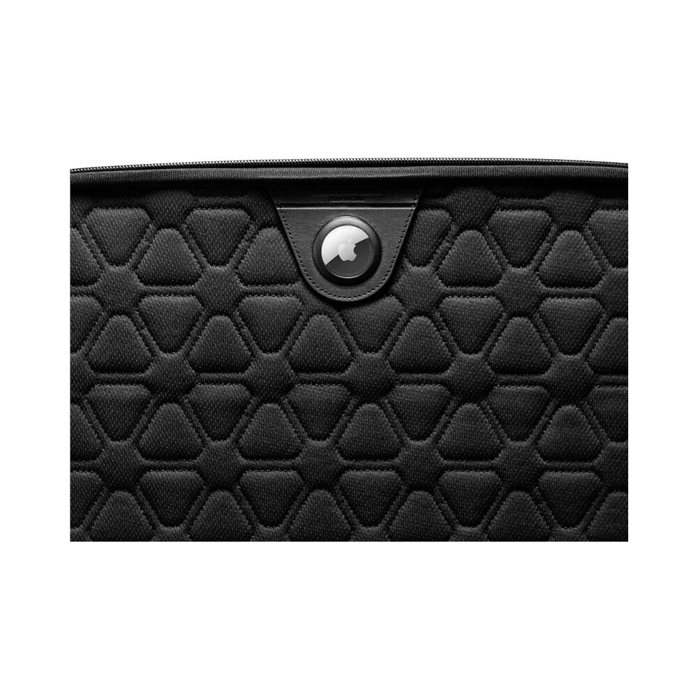 Spigen-Rugged-Armor-Pro-pouzdro-MacBook-Pro-14-M4-2024-M3-2023-M2-2023-M1-2021-cerne