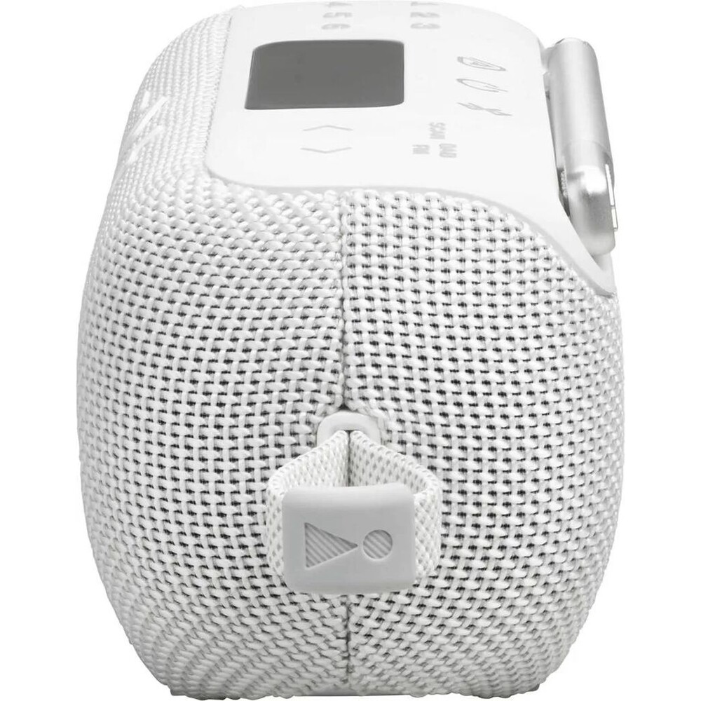 JBL-Tuner-3-bily