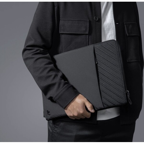 tomtoc-Voyage-Sleeve-16-cerne