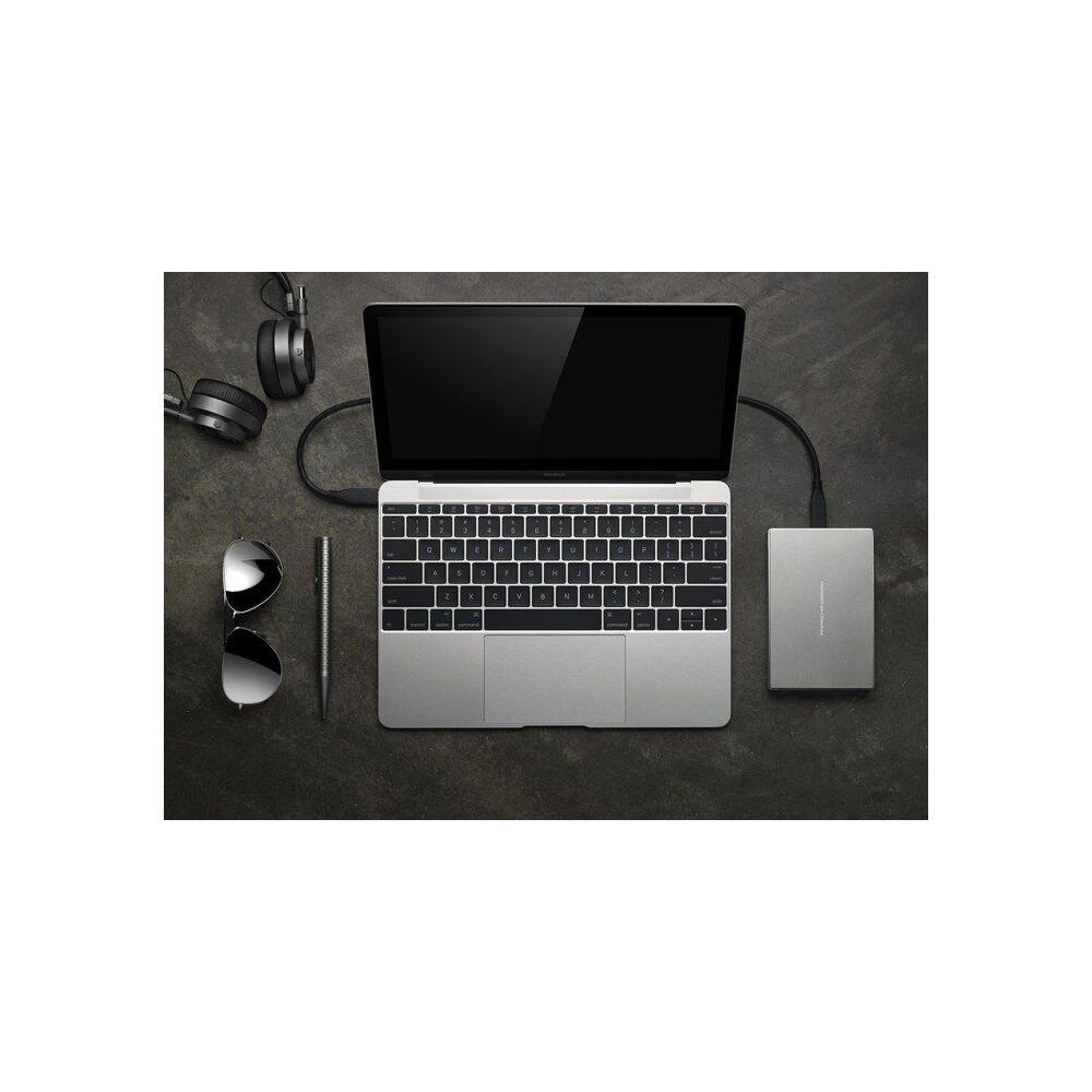LaCie-Porsche-Design-Mobile-2TB-HDD-USB-3-0-typ-USB-C-stribrny