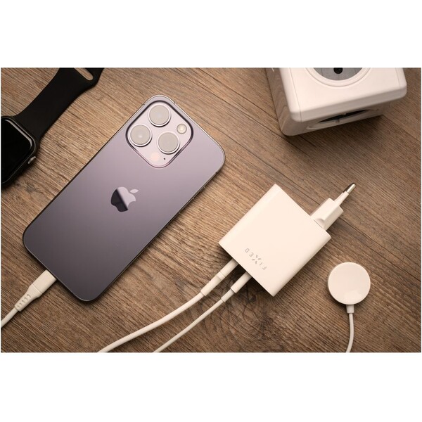 FIXED-nabijecka-s-2x-USB-C-vystupem-PD-65W-bila