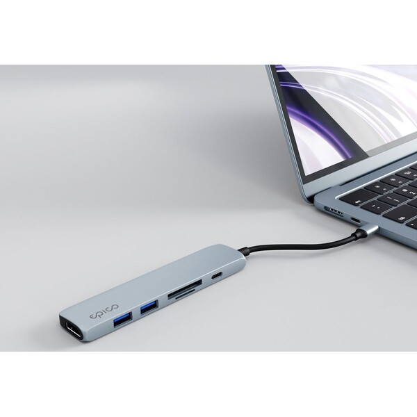 Epico-6v1-hlinikovy-hub-8K-s-USB-C-blankytne-modra