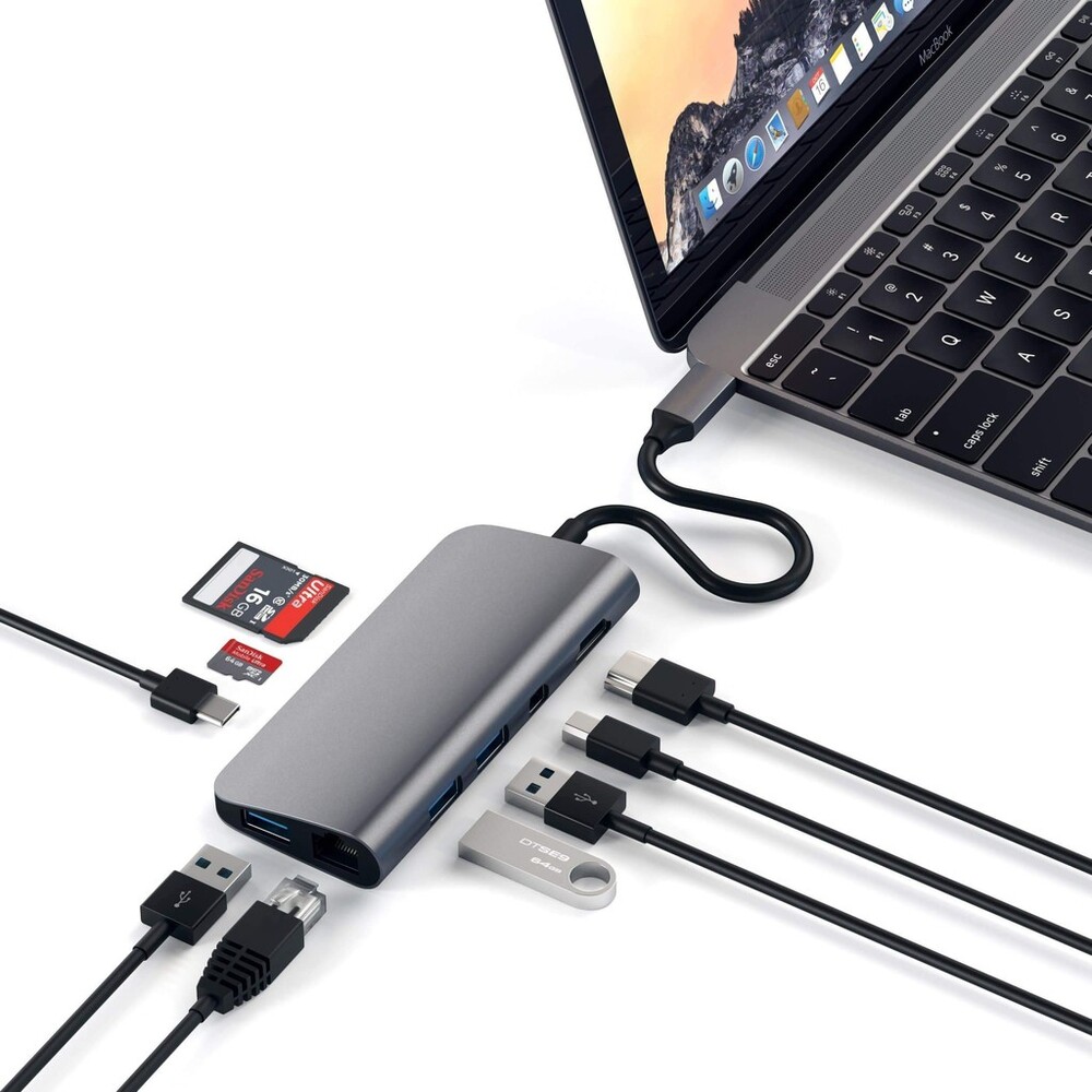 Satechi-Multimedia-hub-vesmirne-sedy