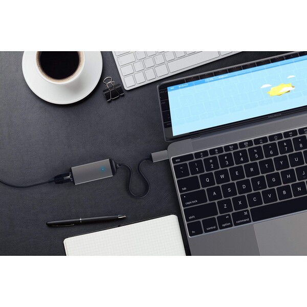 Satechi-USB-C-RJ45-redukce-vesmirne-seda