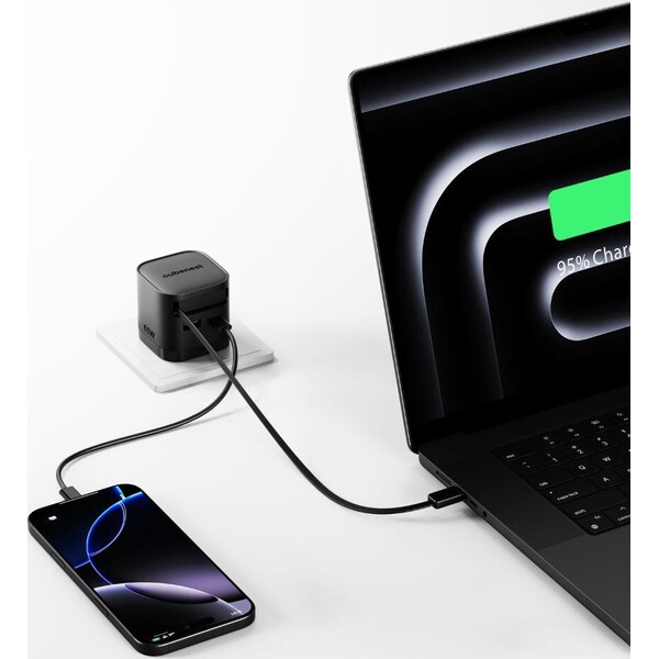 Cubenest-S3D2-PD-GaN-nabijecka-s-kabelem-65W-cerna
