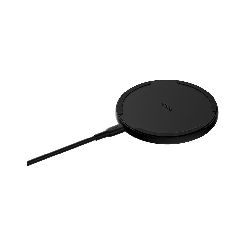 Belkin-BOOST-CHARGE-Qi-15W-Bezdratova-nabijeci-podlozka-cerna
