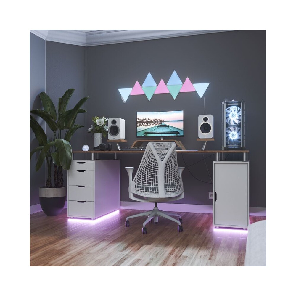 Nanoleaf-Shapes-Triangles-Starter-Kit-9-ks-chytre-modularni-osvetleni