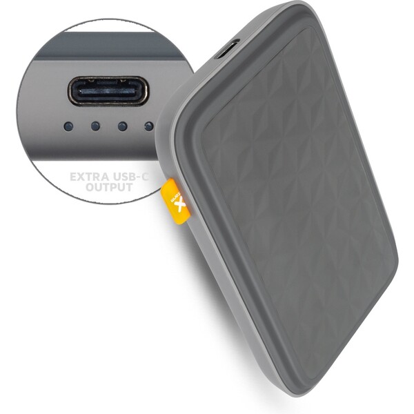 Xtorm Wireless Power Bank 5000 mAh iWant.cz