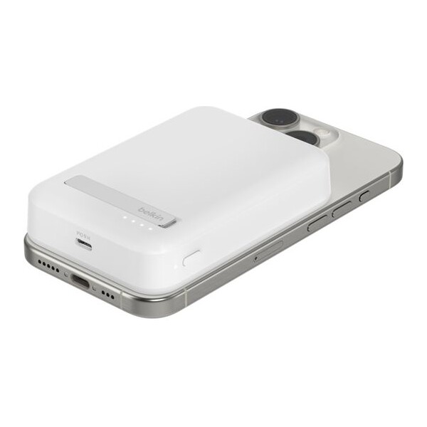 Belkin-Boost-Charge-Pro-Qi2-MagSafe-powerbanka-10000mAh-15W-bila