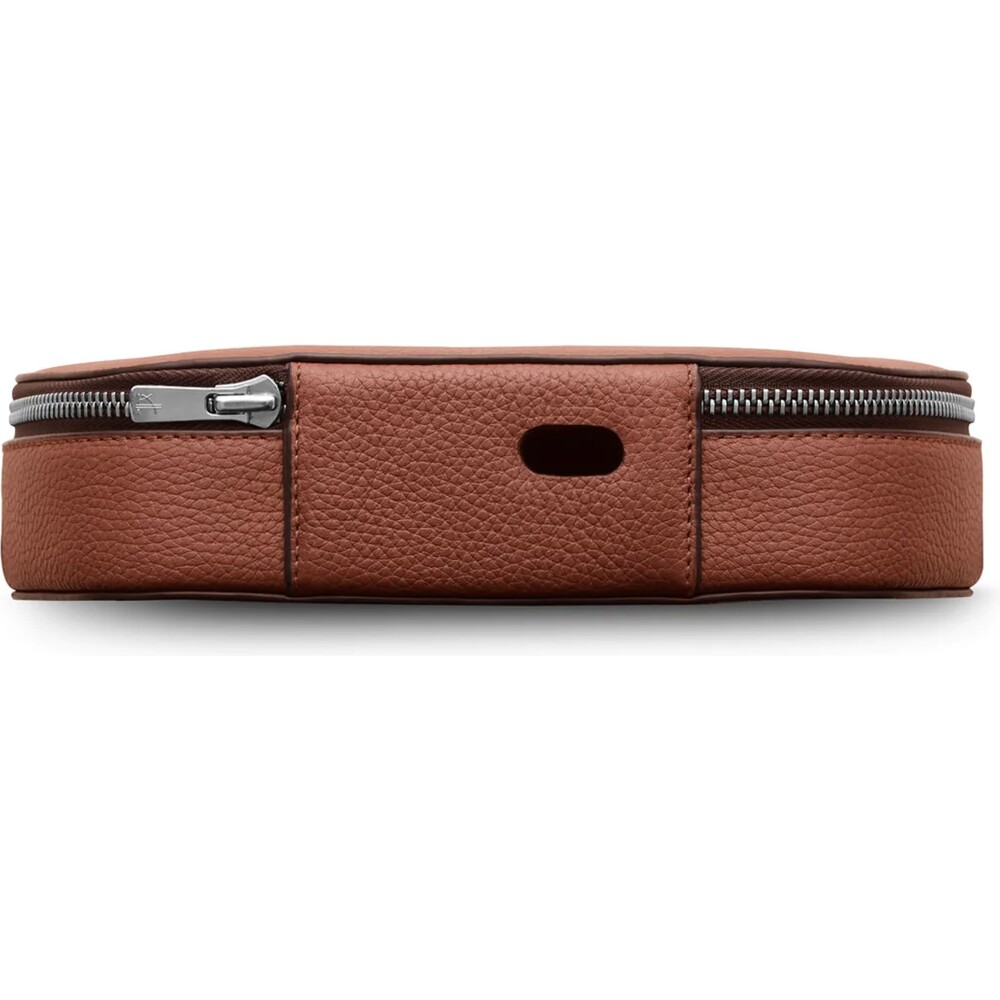 Woolnut-Leather-kozene-pouzdro-pro-AirPods-Max-hnede