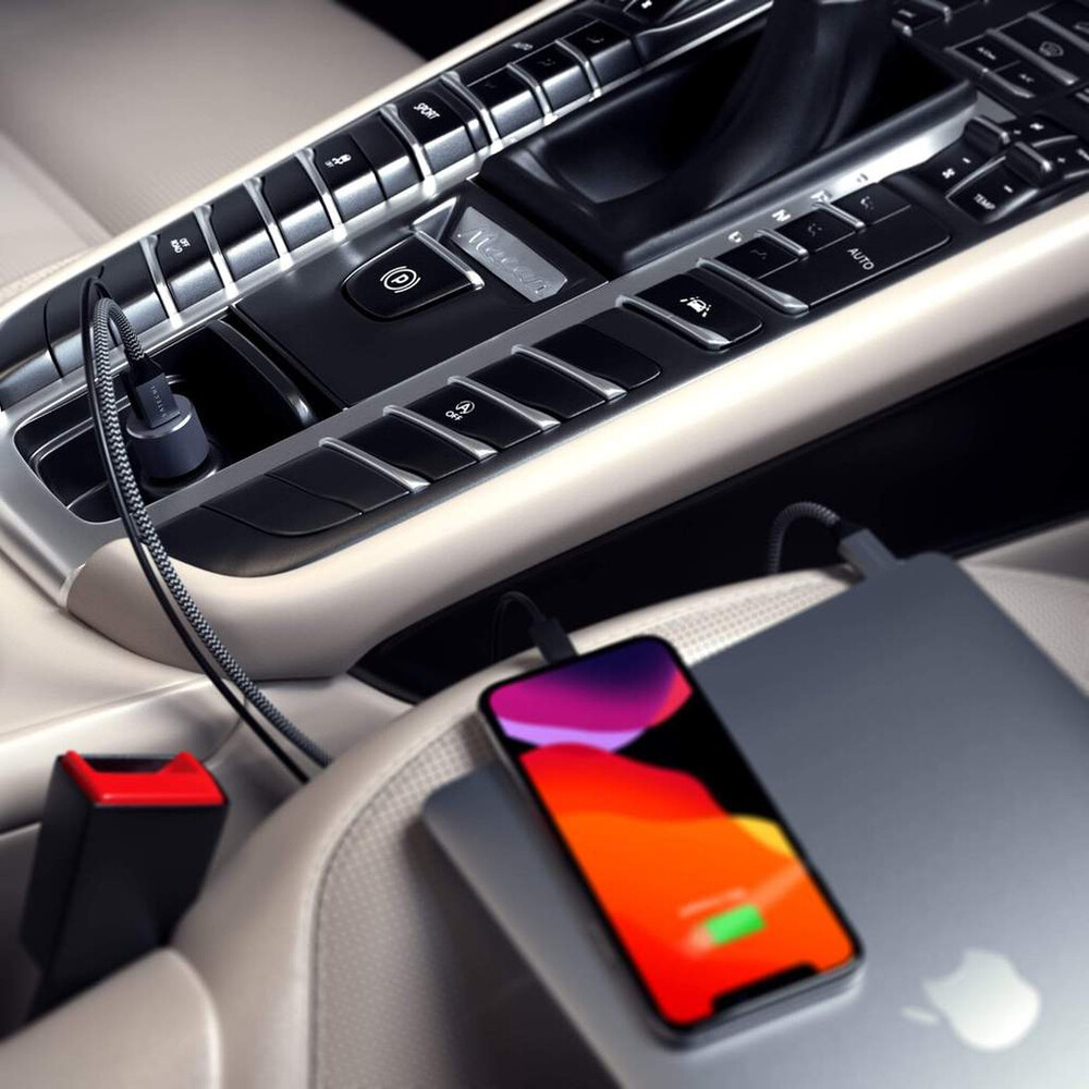 Satechi-72W-Type-C-PD-Car-Charger-nabijecka-do-auta-vesmirne-seda