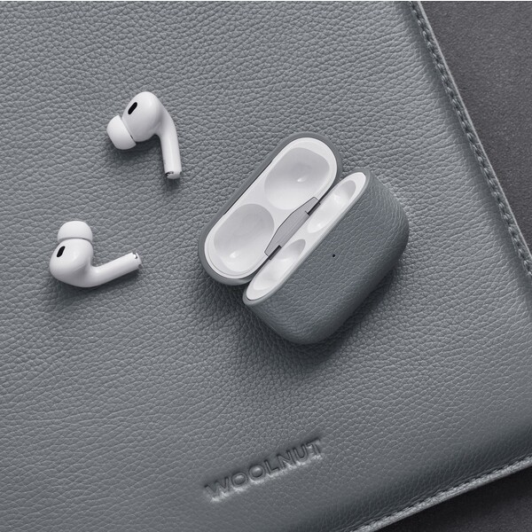 Woolnut-Leather-kozene-pouzdro-pro-AirPods-Pro-2-generace-sede